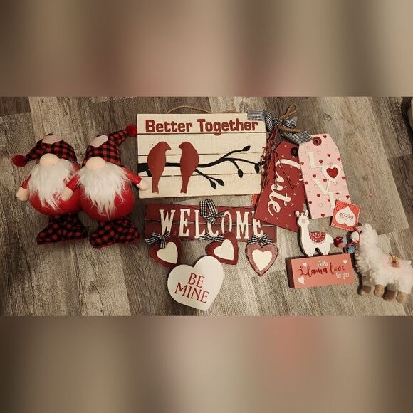 Valentine's Day Decoration   - Picture 2 of 14